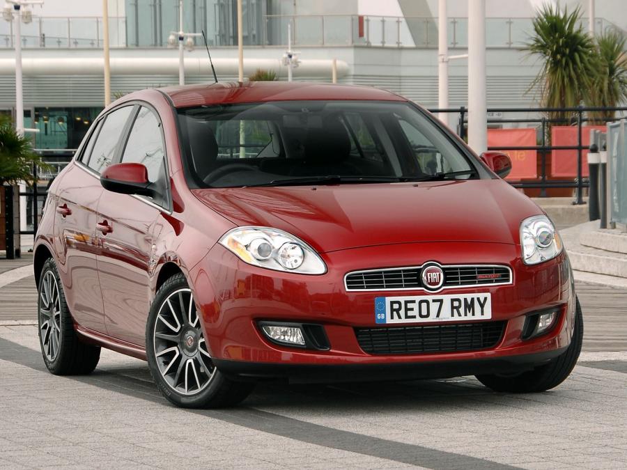  Fiat Bravo Sport 2007 года  (UK) (фото 11 из 16)